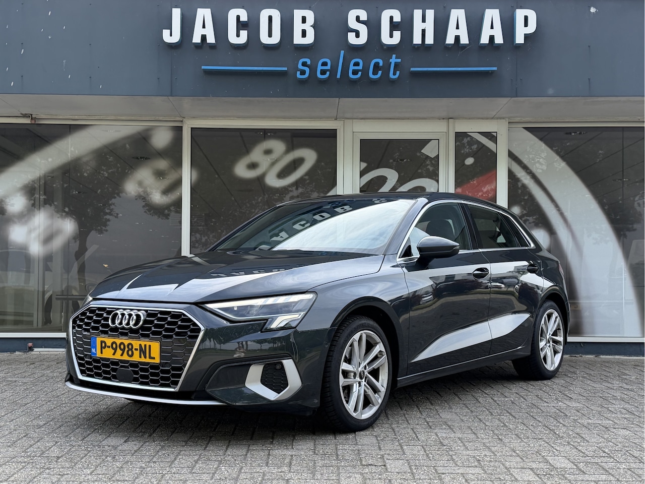 Audi A3 Sportback - 35 1.4 TFSI Advanced edition / Automaat / Camera / Carplay / LED / 17'' LM / - AutoWereld.nl