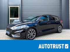 Ford Focus - 125pk ST Line Business FULL LED | 18INCH | CARPLAY | STOELVERWARMING | TREKHAAK | CLIMA |