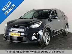 Kia e-Niro - EXECUTIVE 64kWh 3 FASE ACCU SOH100% GARANTIE 2031* STOEL & STUUR VERWARMING. NAVIGATIE . P