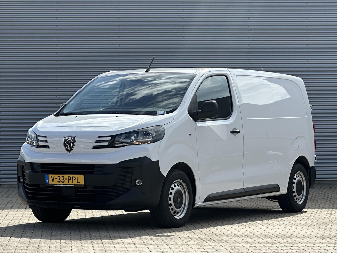 Peugeot Expert - 2.0 BlueHDi 145pk automaat L2 NIEUW MODEL - AutoWereld.nl
