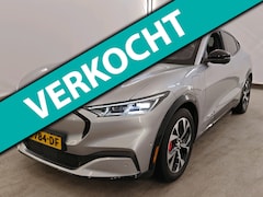 Ford Mustang Mach-E - 98 kWh 337pk Extended AWD | SOH 93, 5% | Technology Pack Plus | Leder | Panoramadak | Trek