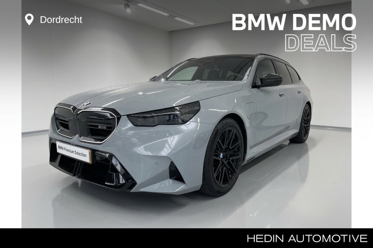 BMW 5-serie Touring - M5 | 2026 | M Driver's Pack | Trekhaak | Alcantara Hemel | Panorama | Driving Assistant Pr - AutoWereld.nl