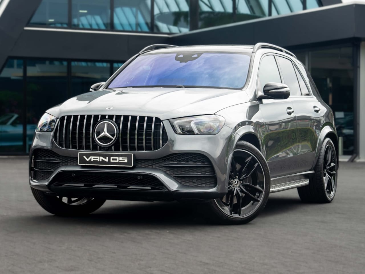 Mercedes-Benz GLE-Klasse - GLE 400 d 4MATIC AMG Line | Premium Plus | Trekhaak - AutoWereld.nl
