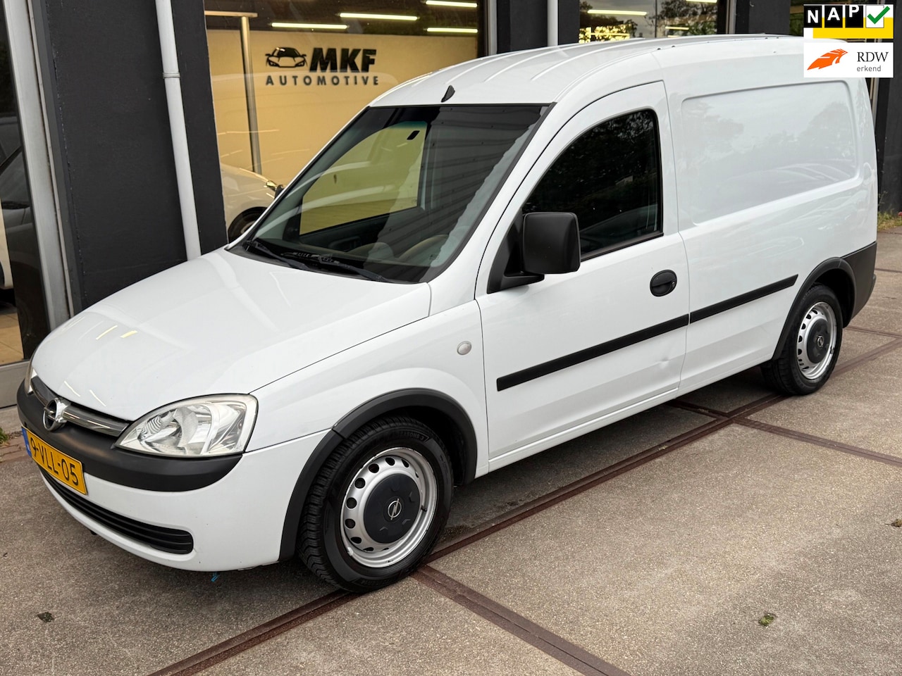 Opel Combo - 1.3 CDTi Base 2011 Airco/Navi/Marge/APK/KM NAP! - AutoWereld.nl