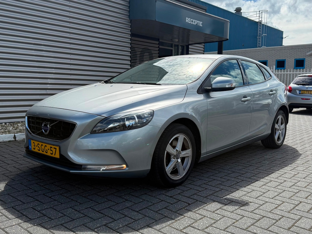 Volvo V40 - 1.6 T3 Kinetic 1.6 T3 Kinetic - AutoWereld.nl