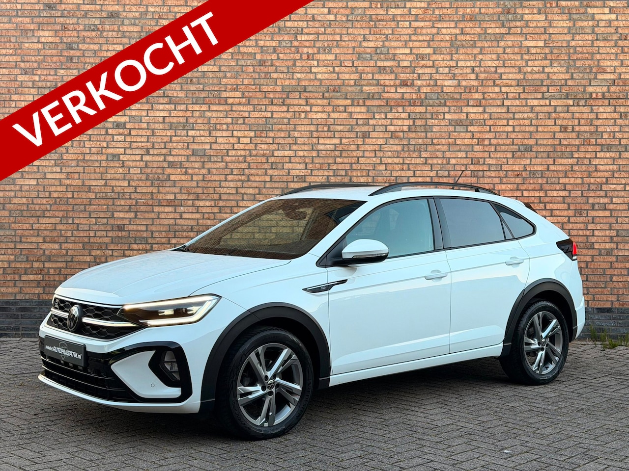 Volkswagen Taigo - 1.0 TSI R-Line Cruise Matrix Cam Stoelvw Pdc - AutoWereld.nl