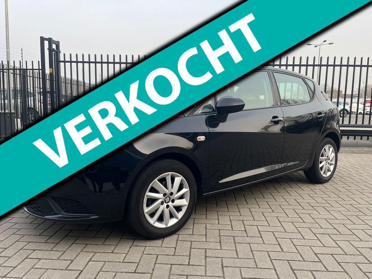 SEAT Ibiza - 1.0 MPI Reference 2018 / Bluetooth Touchscreen Airco Parkeersensoren - AutoWereld.nl