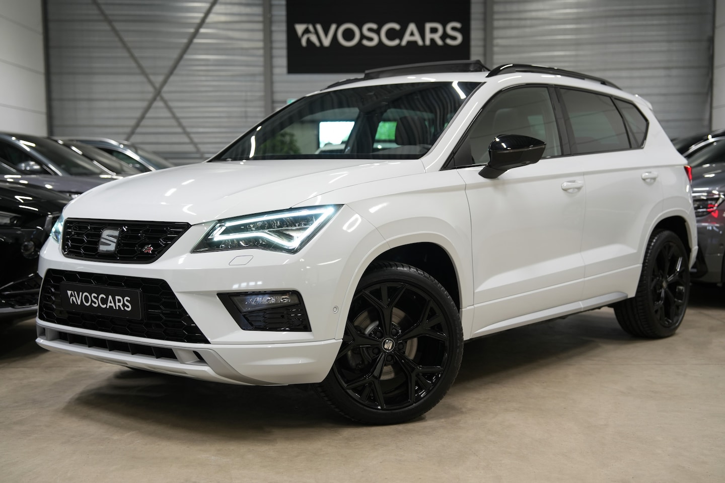 SEAT Ateca - 1.5 TSI FR DSG * Pano - Trekhaak - Virtual - Black Edition - Camera - Keyless - Beats - AC - AutoWereld.nl