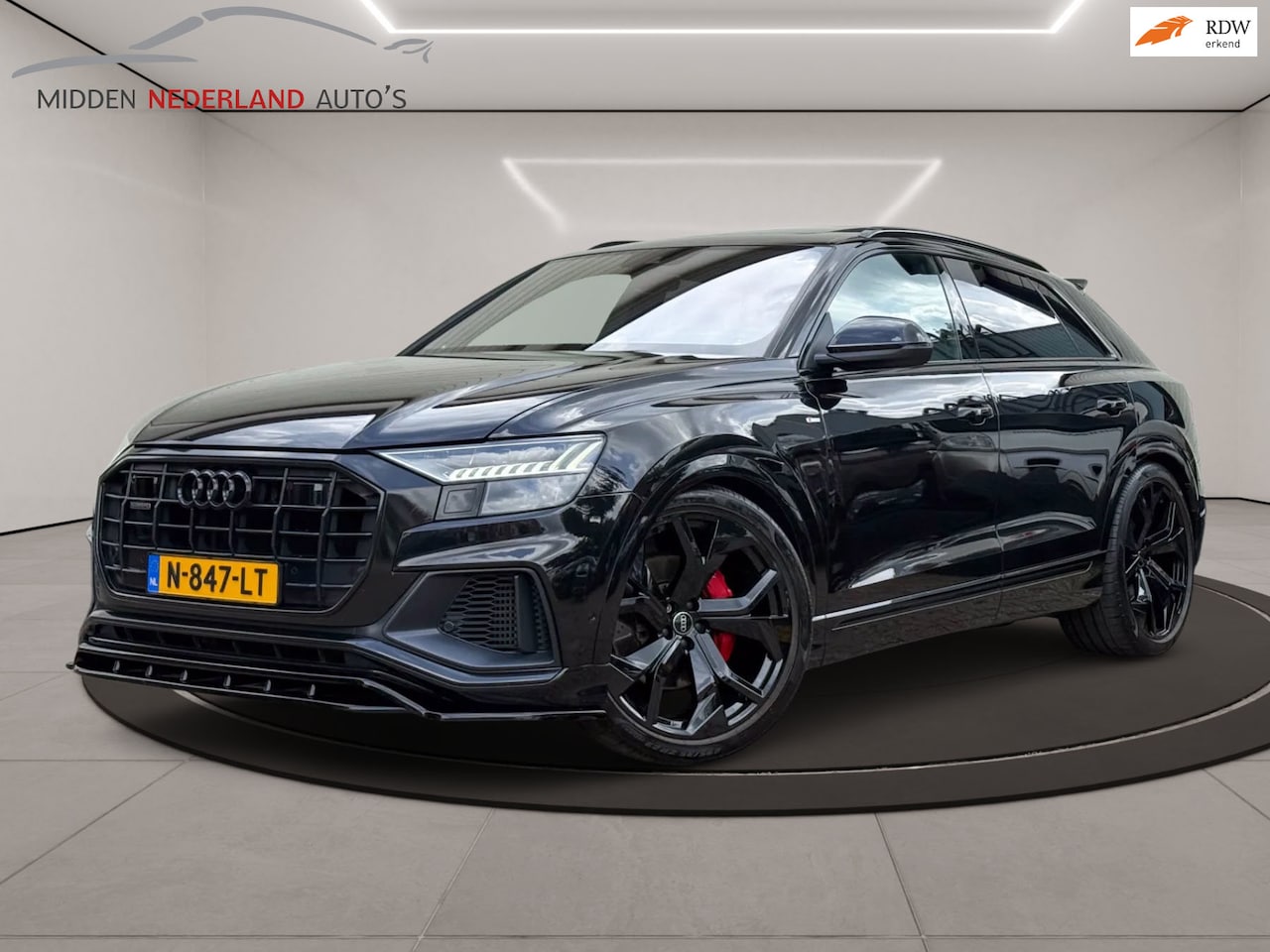 Audi Q8 - 55 TFSI quattro Pro Line Plus * S-LINE * B&O * TREKHAAK * RS STOELEN * - AutoWereld.nl