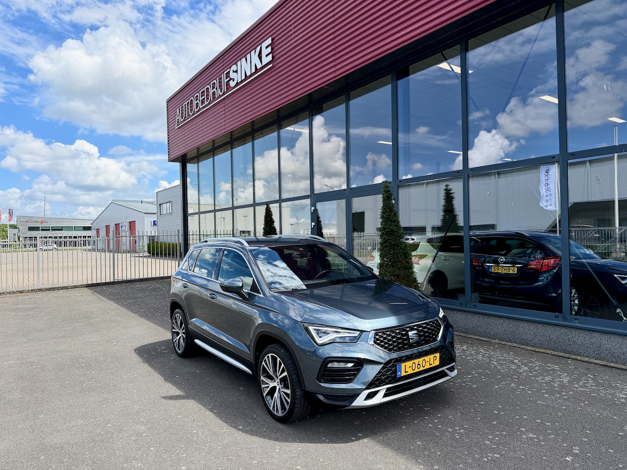 SEAT Ateca - 1.5 TSI Xperience Business Intense NAVI ECC CRUISE - AutoWereld.nl