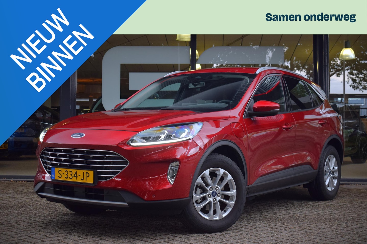 Ford Kuga - 2.5 PHEV Titanium met WINTERPACK|NAVIGATIE|CAMERA - AutoWereld.nl
