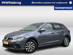 Volkswagen Polo - 1.0 TSI Go / App connect / Parkeersensoren V+A / Lichtmetaal 15 inch /