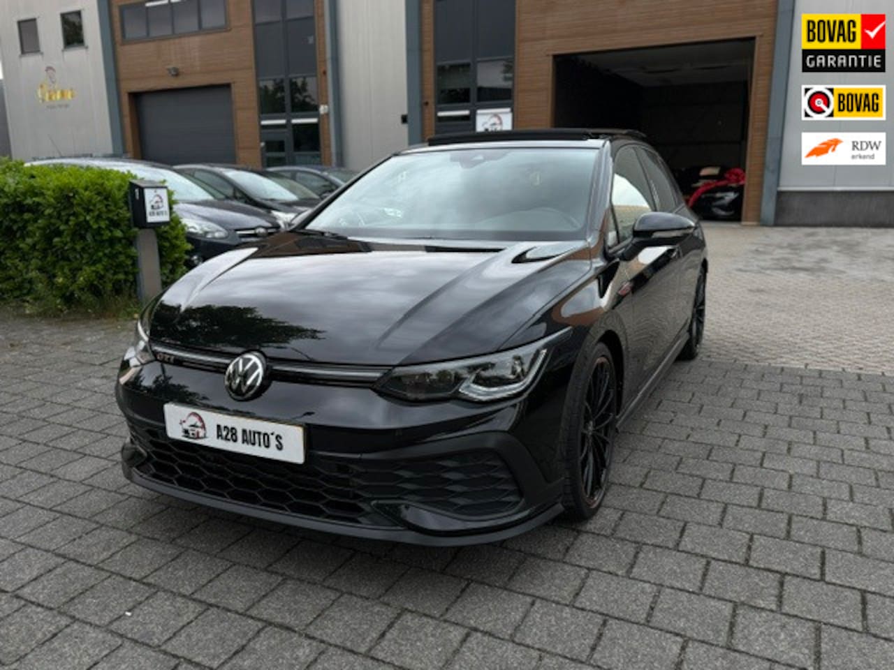 Volkswagen Golf - 2.0 TSI GTI | Pano | Automaat | Topstaat | Rijklaar - AutoWereld.nl