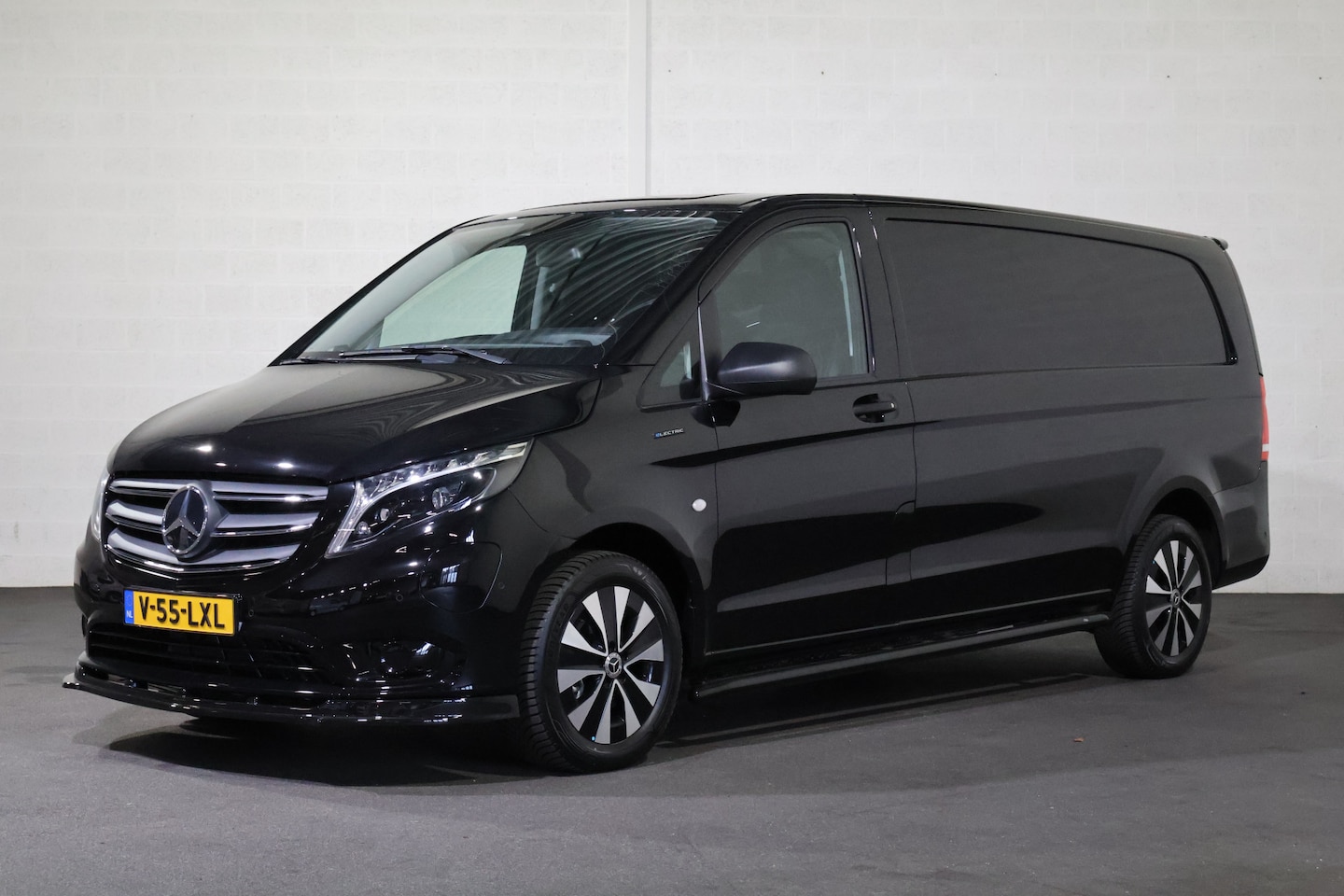 Mercedes-Benz eVito - eVito 112 L3 60 kWh Led Black Line - AutoWereld.nl