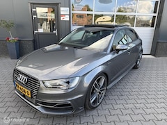 Audi A3 Sportback - 1.4 e-tron PHEV Pro Line plus / Pano /