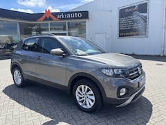 Volkswagen T-Cross - 1.0 TSI Lounge Carplay Climate Cruise Parkeersensoren