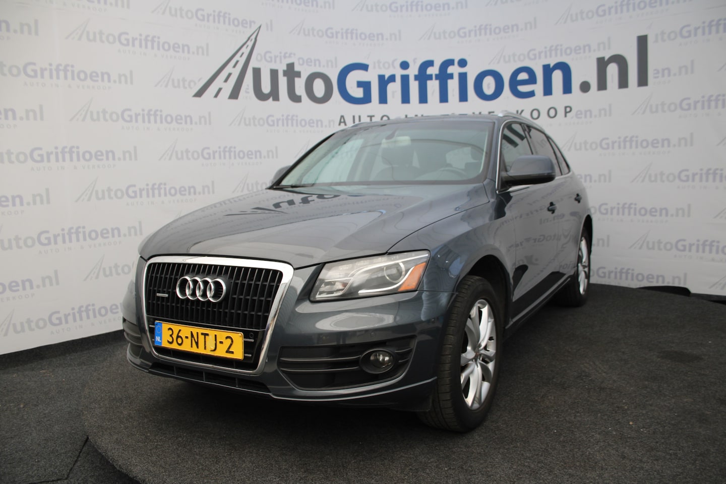 Audi Q5 - 3.2 FSI quattro Pro Line nette SUV met pano, leer, stoelverwarming, navi - AutoWereld.nl