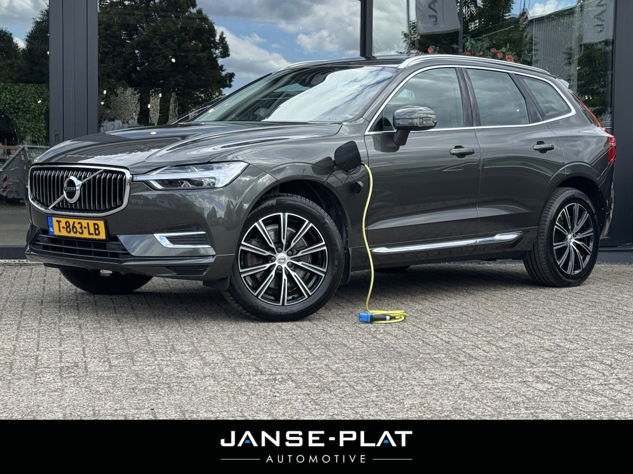 Volvo XC60 - 2.0 T8 TE AWD Inscription Pano | Pilot Ass. | Memory - AutoWereld.nl