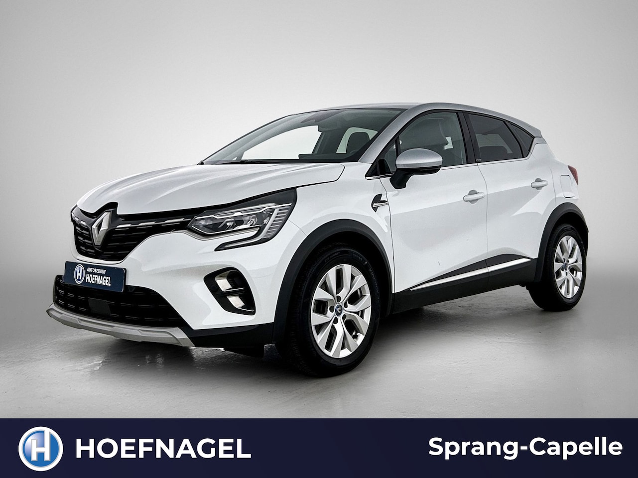Renault Captur - 1.6 E-Tech Plug-in Hybrid 160 Intens | Trekhaak | Cruise Control | Camera | Navigatie | - AutoWereld.nl