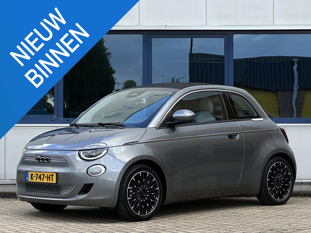 Fiat 500 C - La Prima 42 kWh l Leer l ACC l Lane Assist l Camera l CarPlay l - AutoWereld.nl