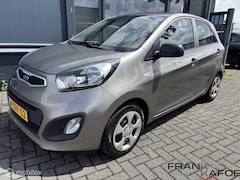 Kia Picanto - 1.0i CVVT ISG Airco CV AUX Start/stop 5 drs