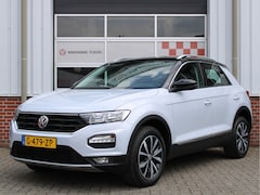 Volkswagen T-Roc - 1.5 TSI 150PK Style Business Automaat 1e Eig./NAVI/ACC/Camera/PDC/LED/17'LM/DAB+/Apple car
