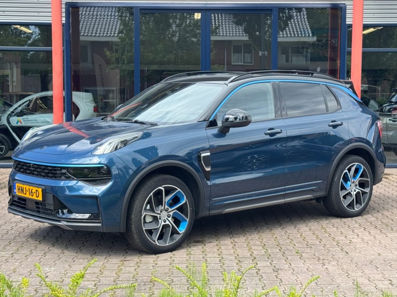 Lynk & Co 01 - 2025 1.5 Plug-In Hybrid STUURVERWARMING/ZWARTE HEMEL - AutoWereld.nl