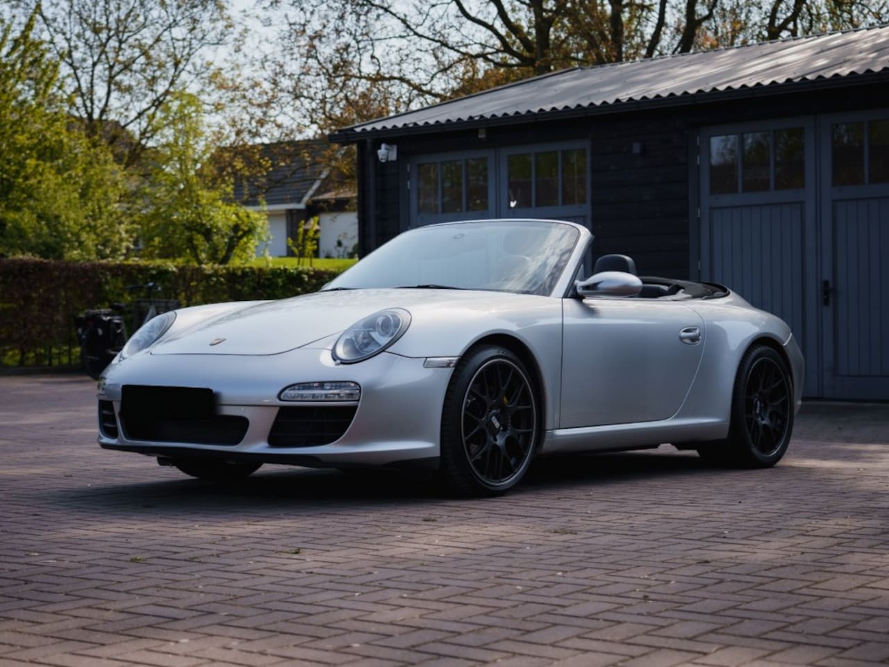 Porsche 911 Cabrio - Carrera 3.6L Cabrio - Artic Silver Metallic - 6 speed Manual - AutoWereld.nl