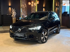 Volvo XC60 - 2.0 T6 Plug-in hybrid AWD R-Design|PANO|H&K|BOMVOL
