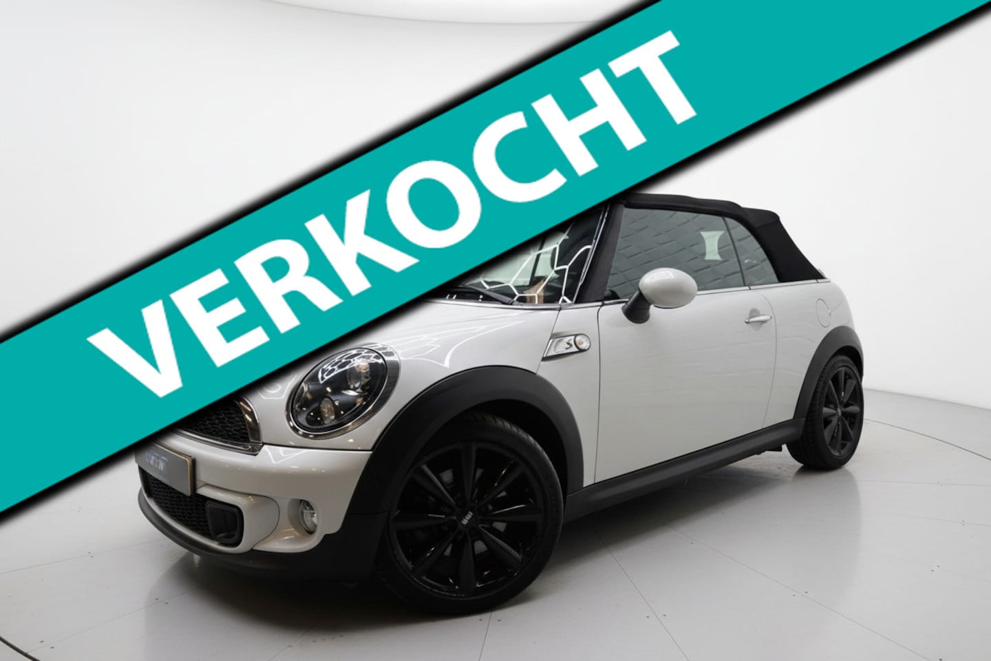MINI Cabrio - 1.6 Cooper S AUTOMAAT PDC LEER NAVI STOELVERW - AutoWereld.nl