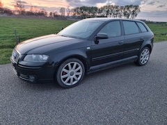 Audi A3 Sportback - 2.0 FSI Ambition 5 deurs