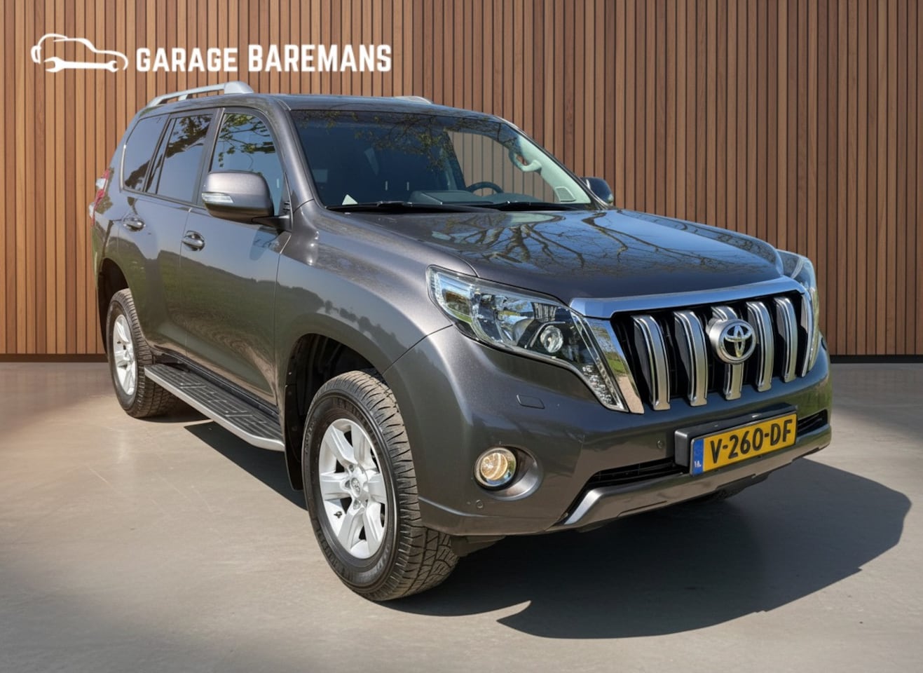 Toyota Land Cruiser 150 - 2.8 D-4D-F LX Window Van - AutoWereld.nl