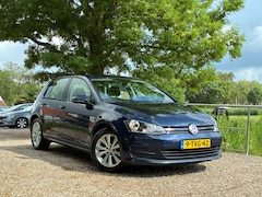 Volkswagen Golf - 1.6 TDI Comfortline BlueMotion | '' 133.000 KM '' + Cruise + Clima nu € 8.975,