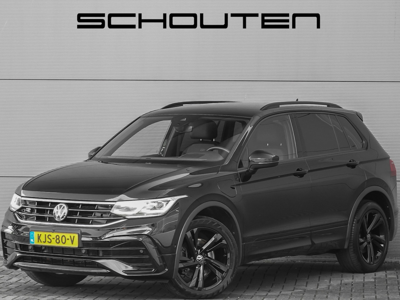 Volkswagen Tiguan - 1.4 TSI eHybrid R-Line HUD ACC Black Pack Elek Trekhaak IQ Light - AutoWereld.nl