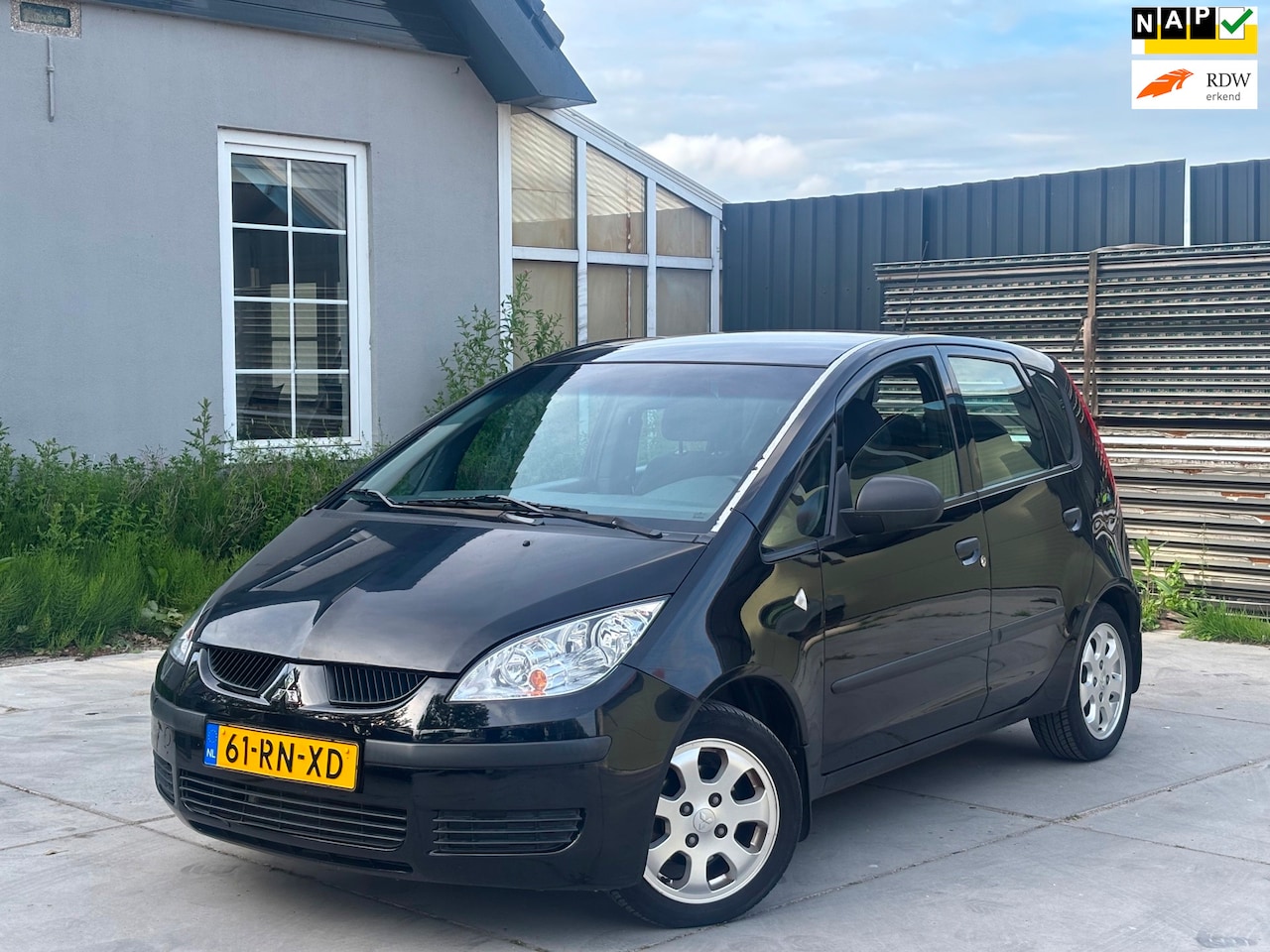 Mitsubishi Colt - 1.3 Invite | Nieuwe APK | NAP | Automaat | Airco | El. Ramen | Goed onderhouden! - AutoWereld.nl