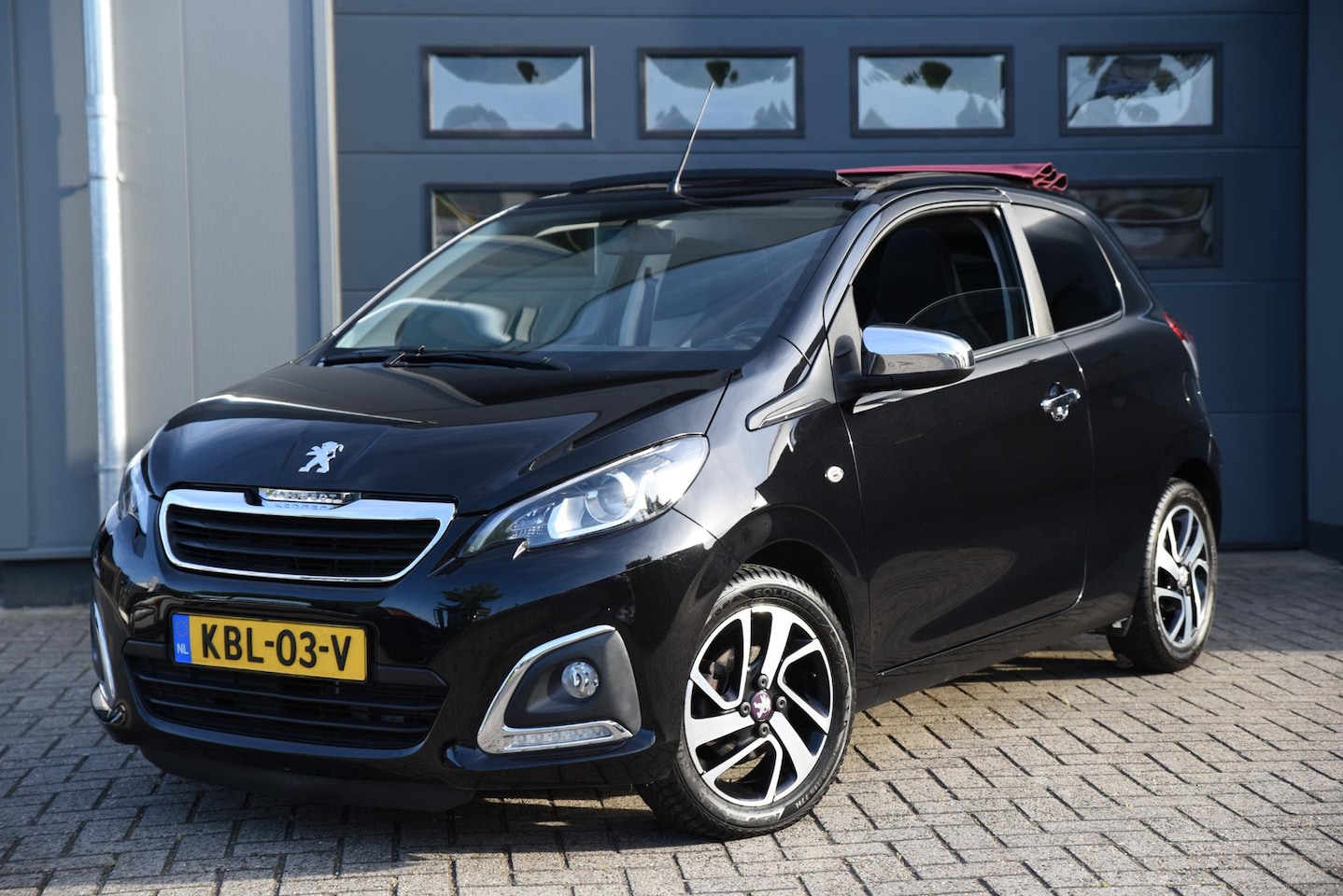 Peugeot 108 - 1.2 Cabrio - AutoWereld.nl