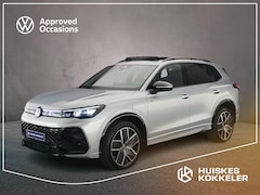 Volkswagen Tiguan - R-Line Edition 1.5 TSI eHybrid 272pk DSG Automaat Trekhaak, Black Style, Panoramadak, Adap