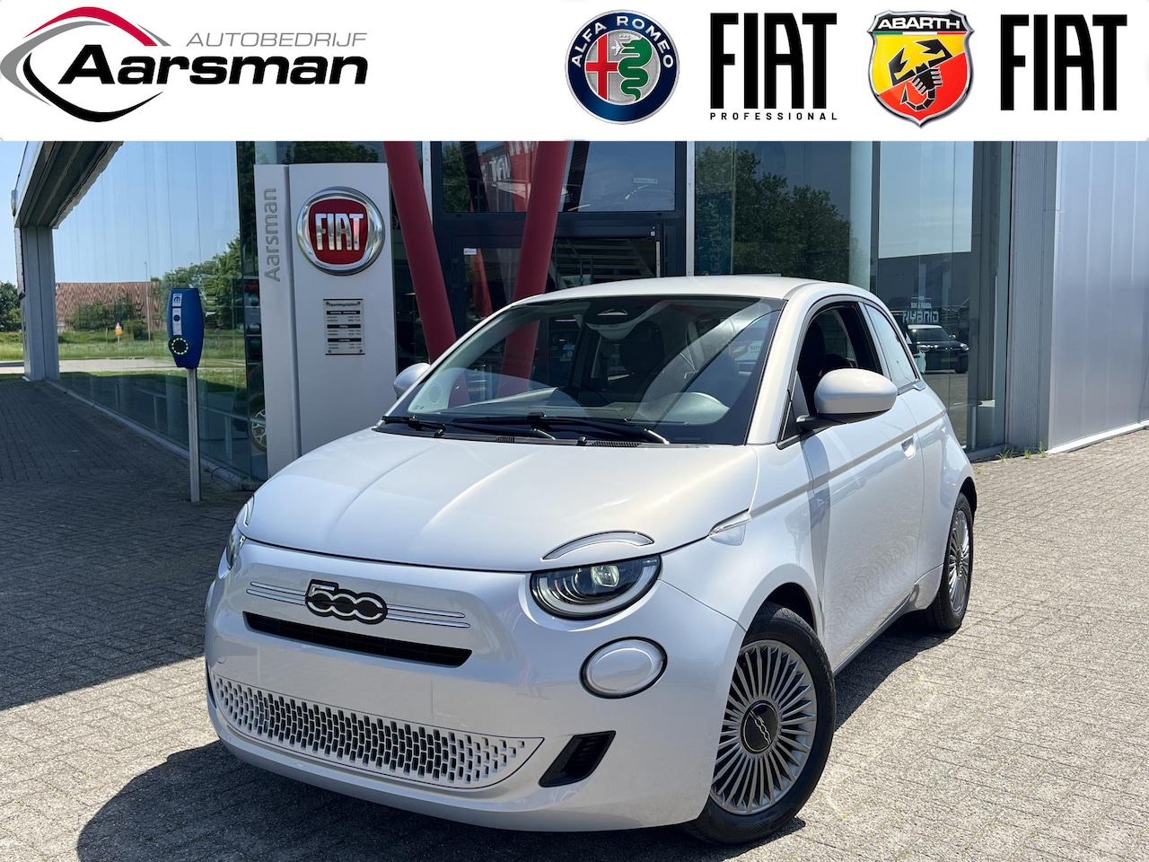 Fiat 500 - 1.0 Hybrid Torino Launch Edition | Carplay | LED | Parkeersensoren | Celestial Blue - AutoWereld.nl
