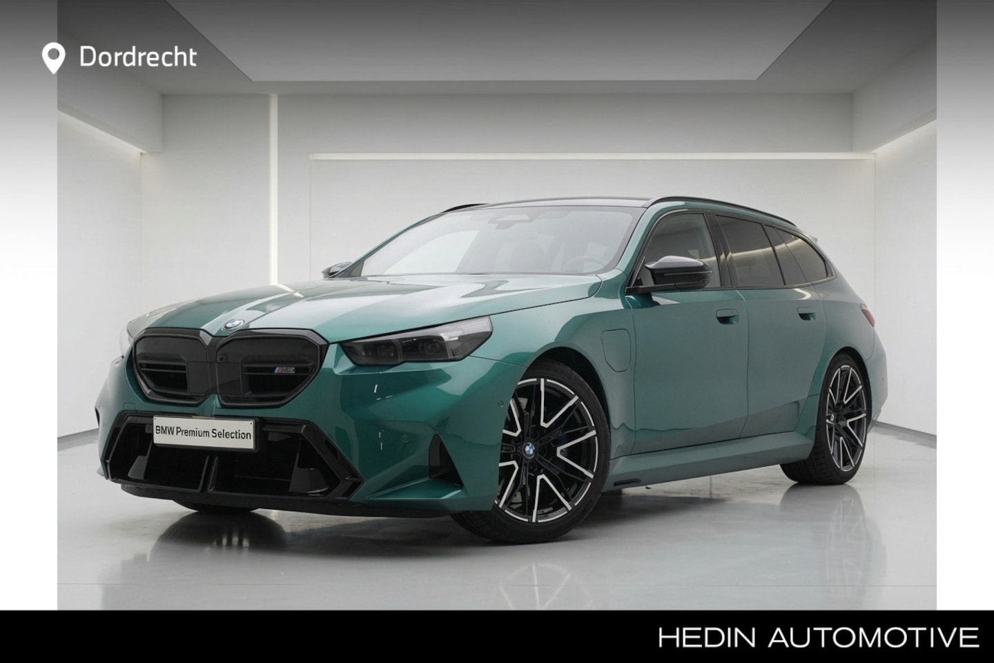BMW M5 - M5 Touring | CoPilot | Trekhaak | Ventilatie | Bowers & Wilkins Surround Sound System | 72 - AutoWereld.nl