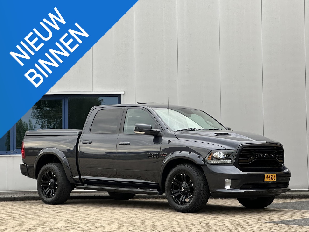 Dodge Ram 1500 - 5.7 V8 Sport l Luchtvering l Widebody l Topconditie l - AutoWereld.nl