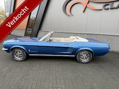 Ford Mustang Convertible