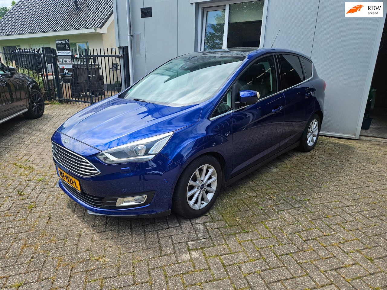 Ford C-Max - 1.0 Titanium motorschade - AutoWereld.nl