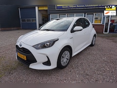 Toyota Yaris - 1.5 Hybrid Active, 5 drs, 1e eig , org Ned, NAP , boekjes , splinternw staat