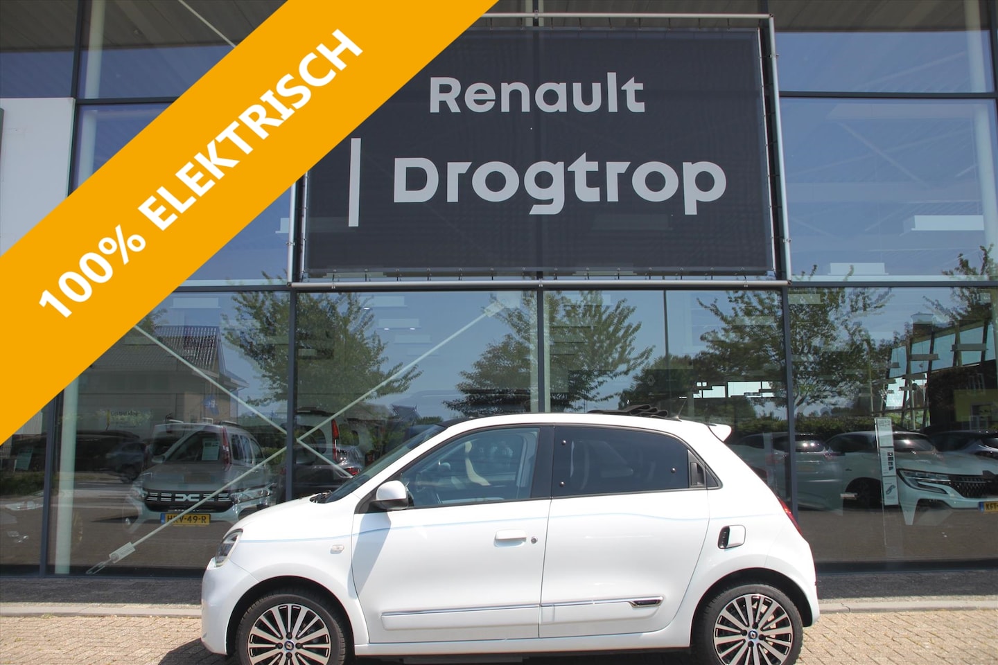 Renault Twingo - 82PK-INTENS-CABRIO-35DKM-CARPLAY-CAMERA-LMV-100% ELEKTR.- - AutoWereld.nl