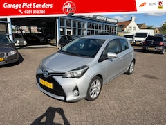 Toyota Yaris - 1.5 Hybrid Dynamic I Camera I Cruise I Stoelverw. I LM Velgen I