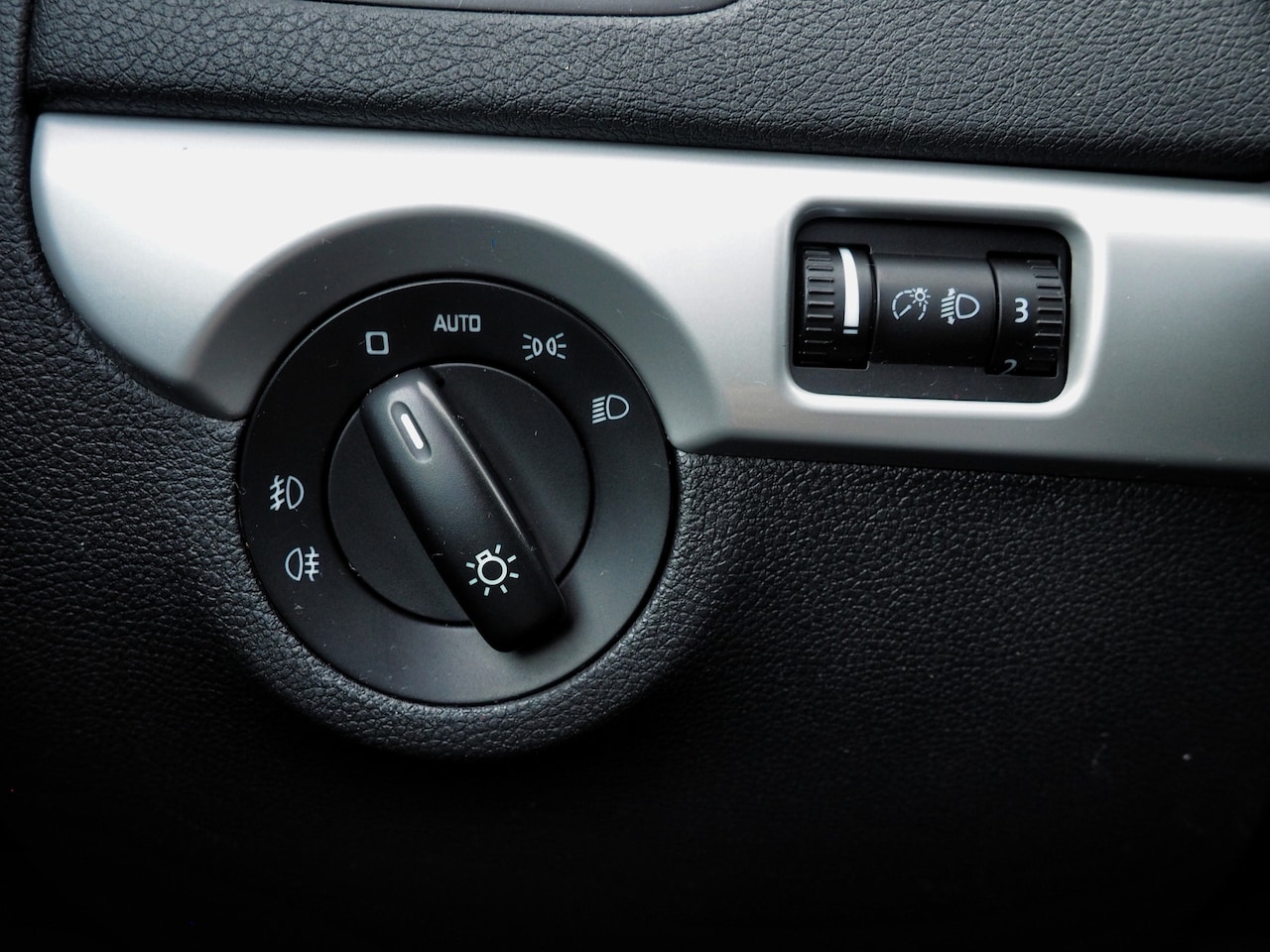 Skoda Yeti - 1.2 TSI Active CLIMA CRUISE TREKH. PARKEER S.