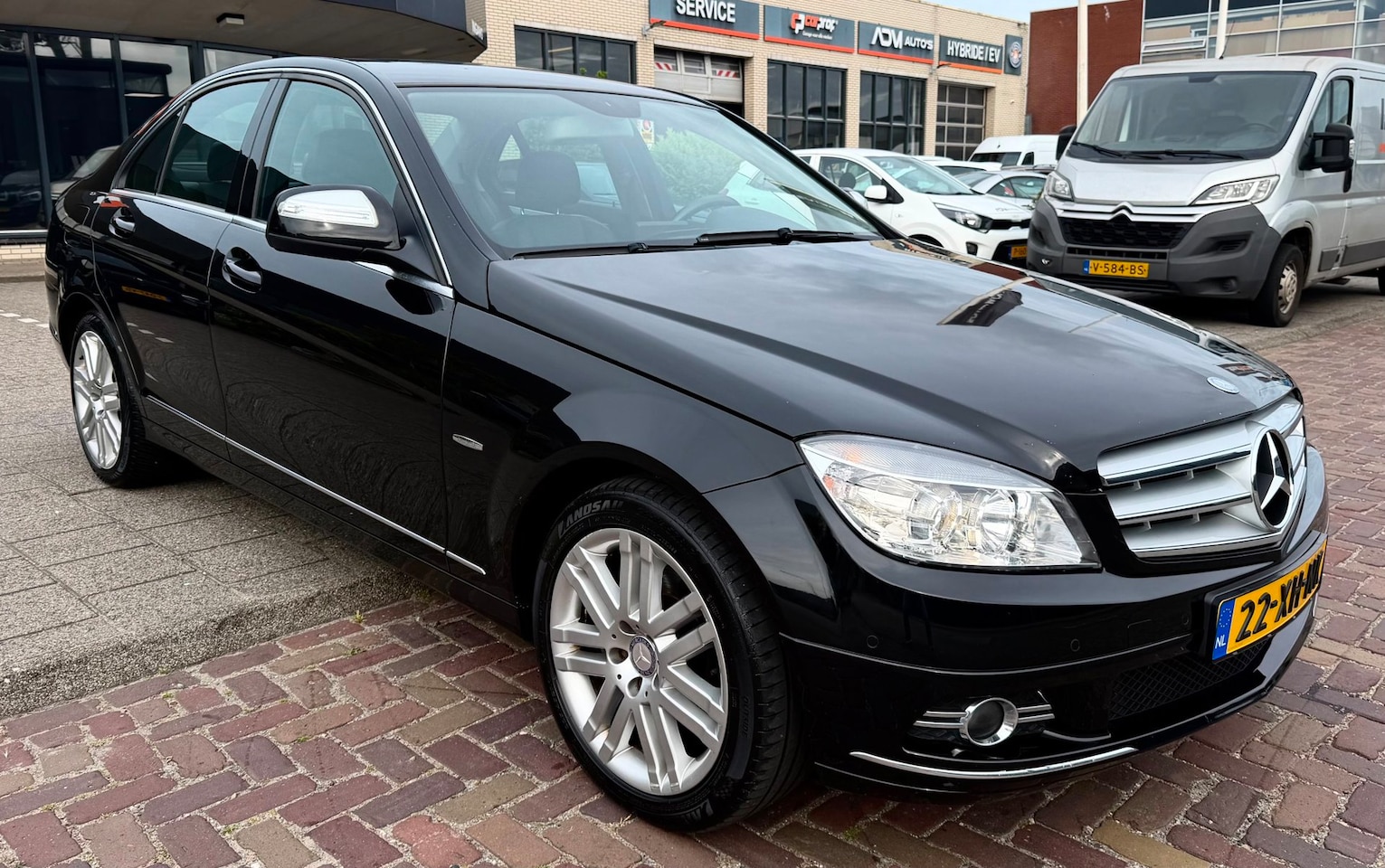 Mercedes-Benz C-klasse - 200 K Avantgarde/AUTOMAAT/PANO - AutoWereld.nl