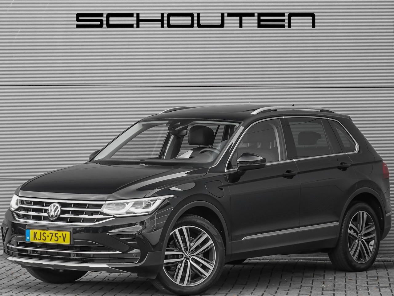 Volkswagen Tiguan - 1.4 TSI eHybrid Elegance Lederen Memory Seats Pano HUD ACC 360° - AutoWereld.nl