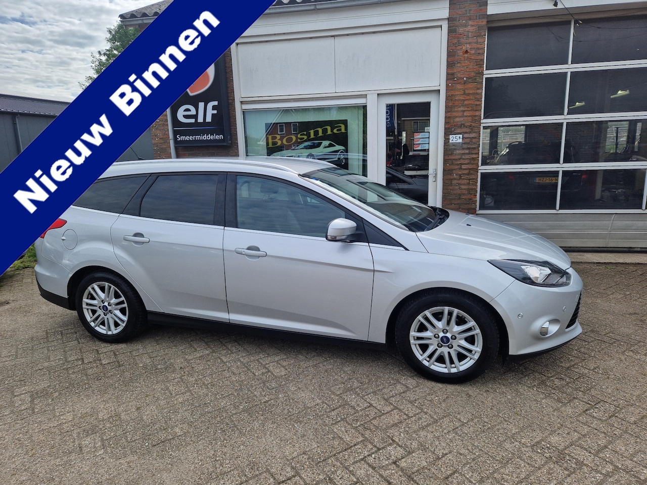 Ford Focus Wagon - 1.0i "Edition Plus" Clima - Cruise -Stoelverwarming - Trekhaak - Apk 02-06-2027 !! - AutoWereld.nl