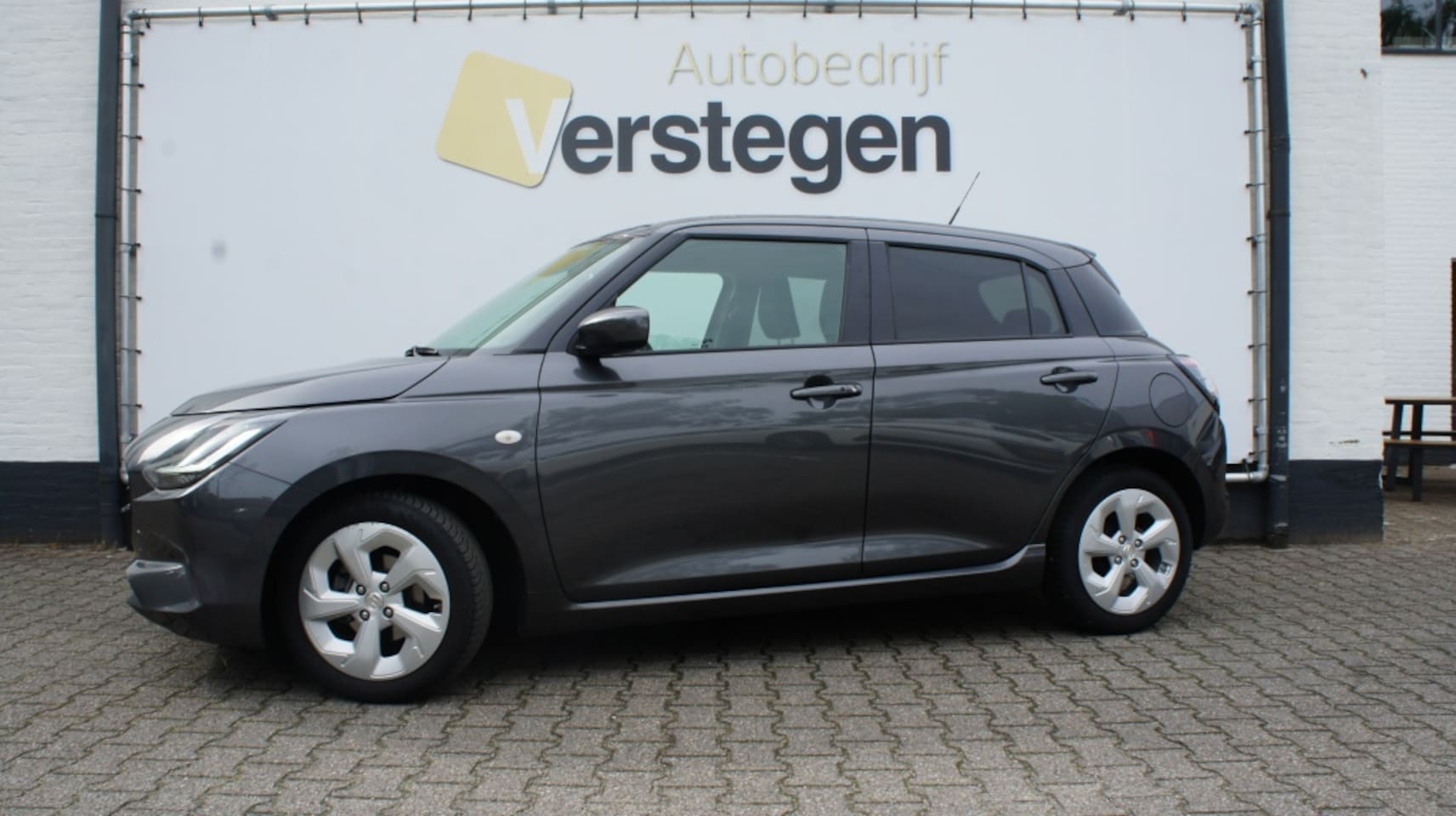 Suzuki Swift - 1.2 Select SmartHyb. - AutoWereld.nl